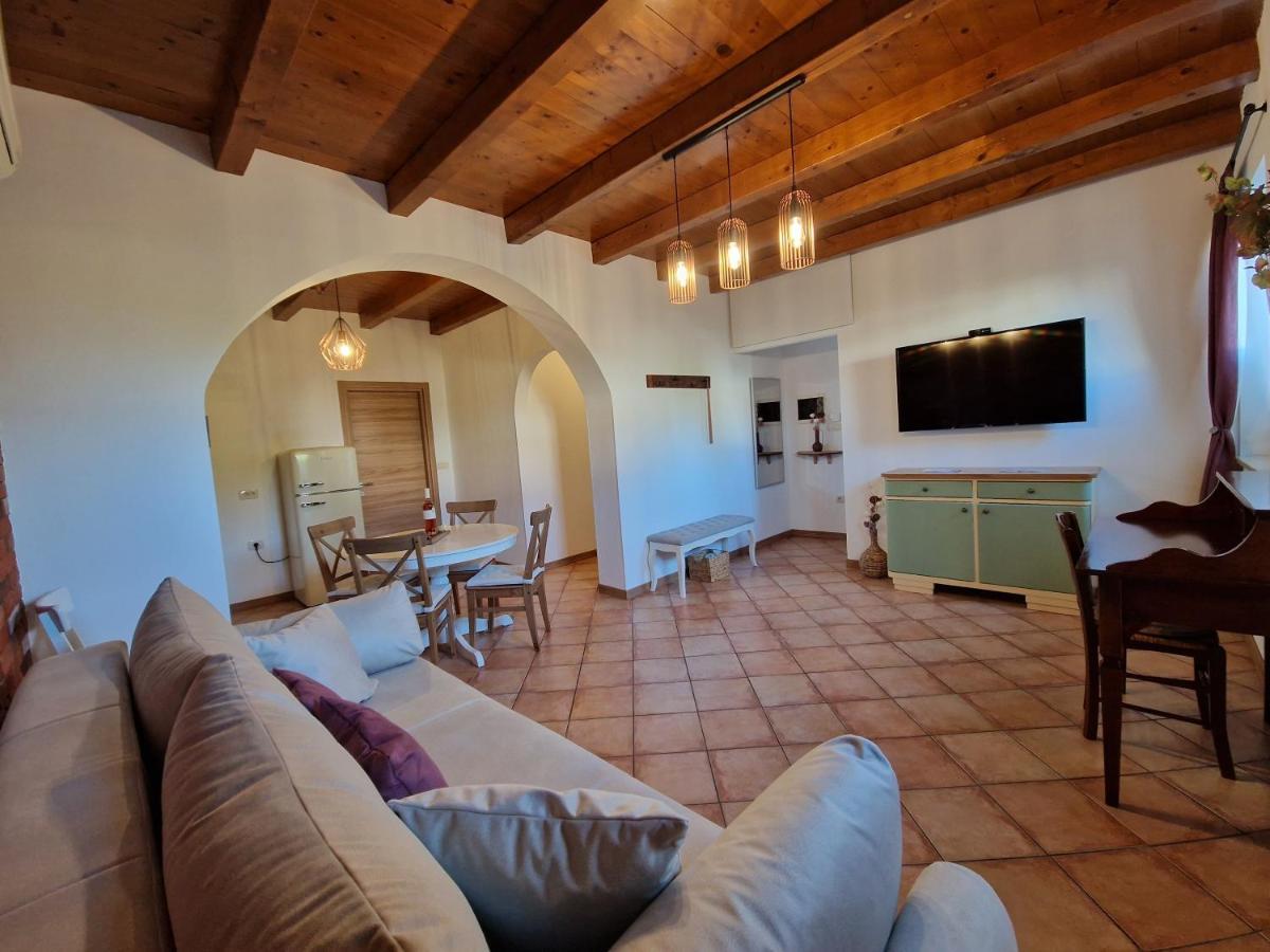 Wine & Apartment Vinales Копер Экстерьер фото